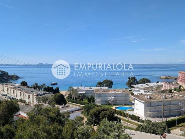 Casa en venta en avenida De José Díaz Pacheco, Roses, de 95 m² 4 habitaciones por 620.000