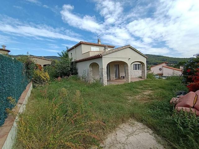 Casa en venta en avenida Mas Santet, Calonge, de 168 m² 4 habitaciones por 299.000