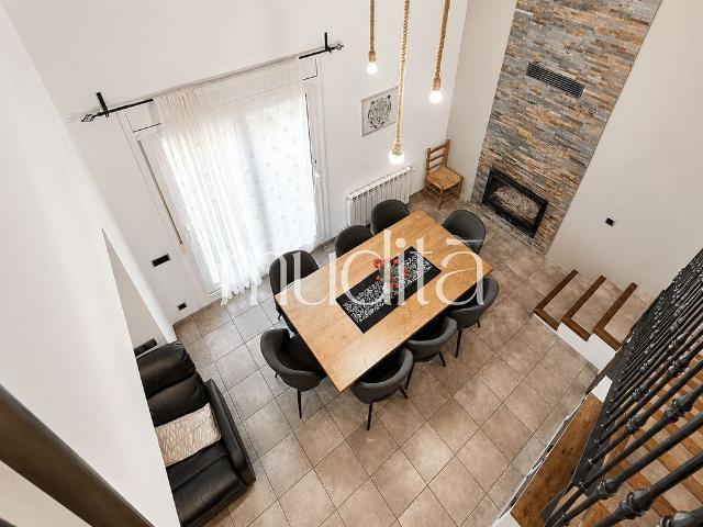 Casa en venta en Avinyó, de 139 m² 5 habitaciones por 280.000
