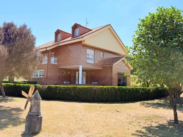 Casa en Venta en Corvera de Asturias