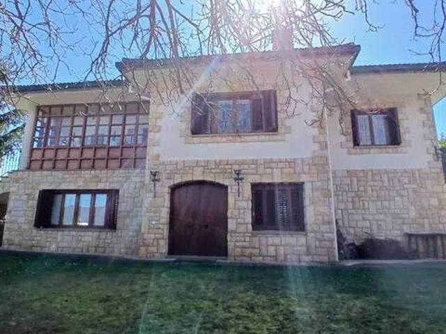 Casa en Venta en Ayegui Aiegi