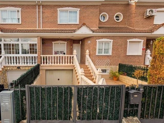 Casa en Venta en Azuqueca de Henares