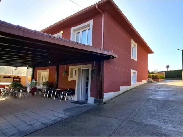 Casa en Venta en A Laracha