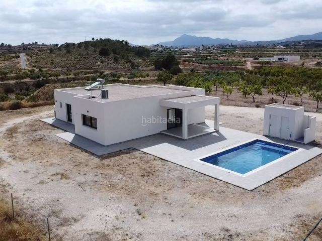 Casa en venta en Abanilla. Casas.
