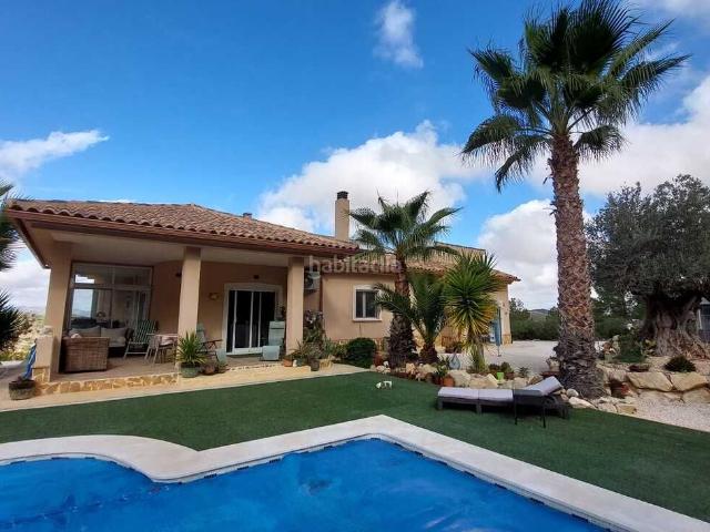 Casa en venta en Abanilla. Casas.