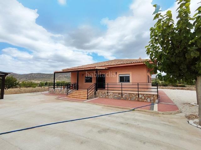 Casa en venta en Abanilla. Casas.