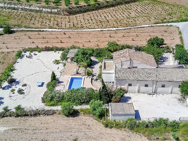 Casa en venta en Abanilla. Casas.