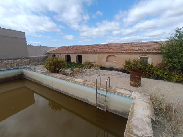 Casa en venta en Abanilla. Chalet en Barinas, Abanilla,con piscina. Casas.
