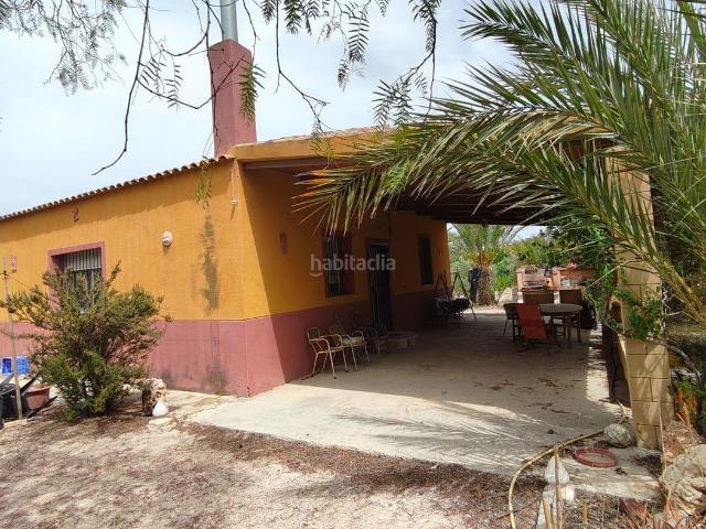 Casa en venta en Abanilla. Vivienda de 121 m en finca perimetrada de 5.094 m en Abanilla. Casas.