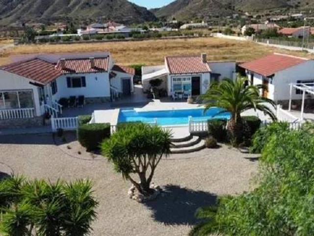 Casa en Venta en Abanilla