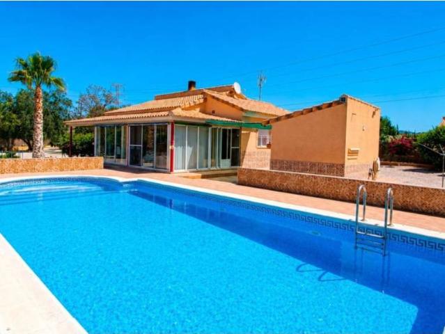 Casa en Venta en Abanilla