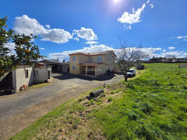 Casa en venta en Abegondo. OPORTUNIDAD EN VENTA EN ABEGONDO. Casas.