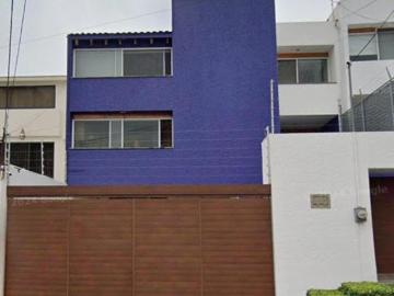 Casa en venta en Acueducto Xalpa