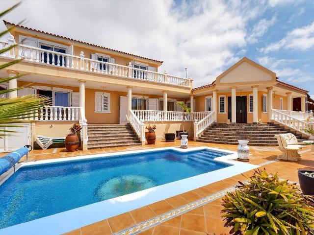 Casa en venta en Adeje, Callao Salvaje Playa Paraíso. GRAN VILLA CON VISTAS AL MAR EN PLAYA PARAISO, ADEJE. Casas.