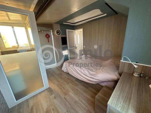 Casa en venta en Adeje, Playa Fañabé Alto. Adosado de Lujo en El Madroñal con Jacuzzi, Solárium y Opción de Apartamento Independiente en Costa Adeje. Casas.
