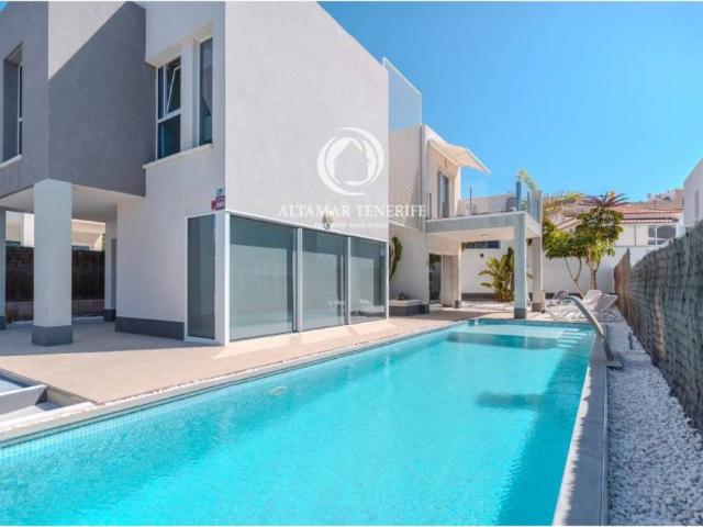Casa en Venta en Adeje
