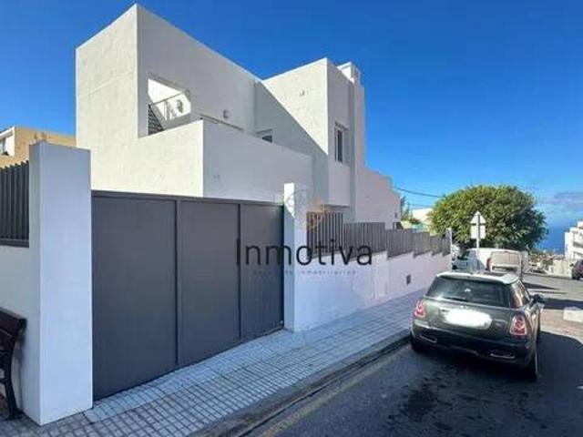 Casa en Venta en Adeje