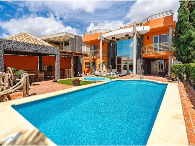 Casa en Venta en Adeje