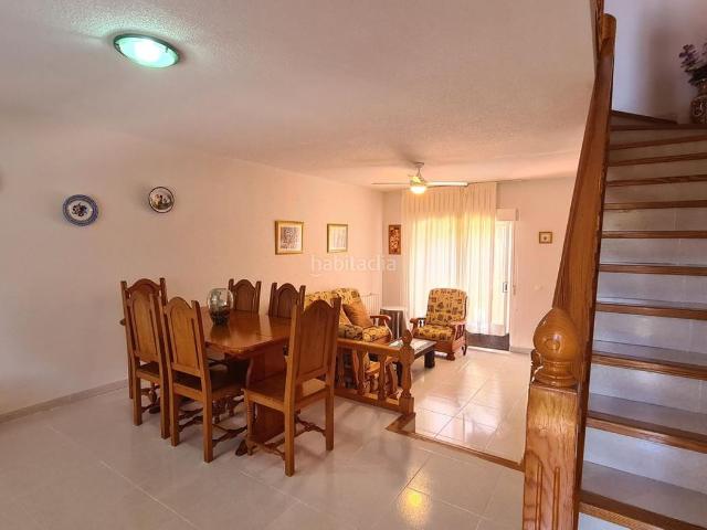 Casa en venta en Adrada La. Adosado Dos Habitaciones Piscina y Parking. Casas Adrada.