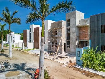Casa en venta en Aeropuerto, San Pedro Mixtepec Dto. 22, Oaxaca