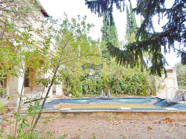Casa en venta en Agres. BONITA CASA SEÑORIAL EMBLEMÁTICA CON PISCINA, EN AGRES ALICANTE. Casas.