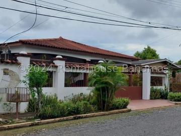 Casa en Venta en Aguadulce, Aguadulce