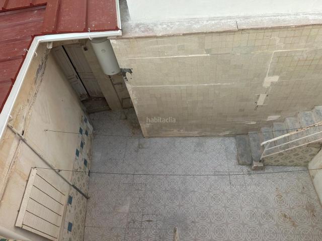 Casa en venta en Águilas, Casco Antiguo. Venta de casa para reformar en zona de la plaza España. Casas.