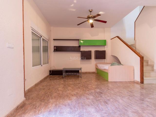 Casa en venta en Águilas. Amplio Dúplex en Urbanización Cerrada con Vistas en La Huerta, Águilas. Casas.