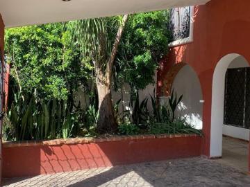CASA EN VENTA EN AGUILAS DE CHUBURNA