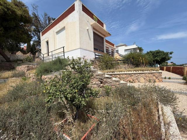 Casa en venta en Águilas, El Rubial. Amplia Casa en Águilas con Vistas al Mar. Casas.