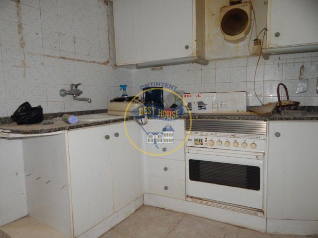 Casa en venta en Agullent. OPORTUNIDAD, AMPLIA CASA PARA REFORMAR EN AGULLENT. Casas.