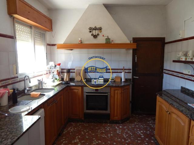 Chalet en venta en Agullent. CASITA DE CAMPO CON GRAN TERRENO EN AGULLENT VALENCIA. Chalets.