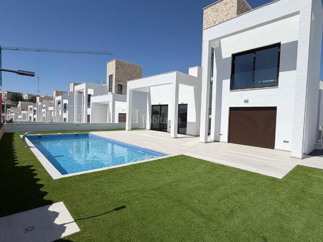 Casa en venta en Alcosser. Casas.