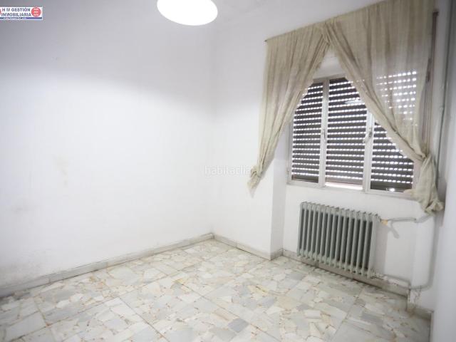 Casa en venta en Alcázar de San Juan. Amplia Casa de Dos Plantas con Terraza en esquina. Casas Alcázar de San.
