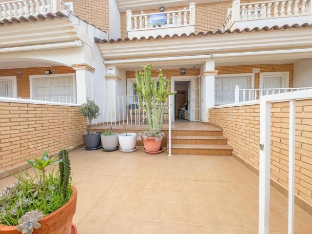 Casa en venta en Alcázares Los, Los Narejos_Punta Calera. Dúplex en Primera Línea de Playa Mar Menor. Casas Alcázares.