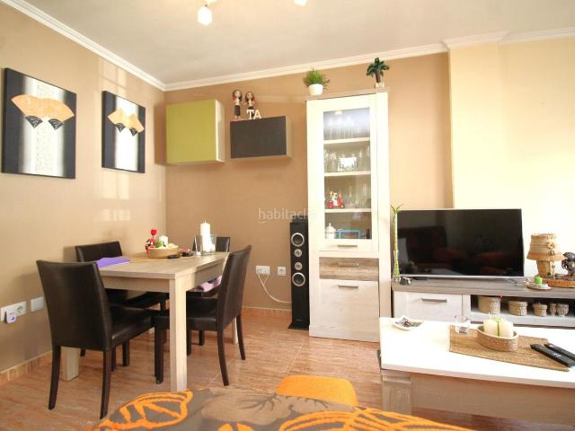 Casa en venta en Alcázares Los, Los Narejos_Punta Calera. impresionante casa de pueblo con garaje privado y sala de juegosVIVIENDA REF DH183165Construido4 Dormitorios3 BantildeosGARAJE PRI. Casas.