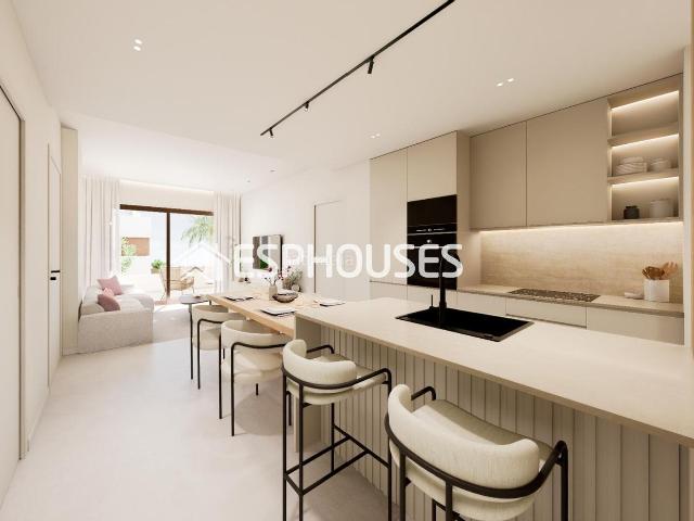 Casa en venta en Alcázares Los, Las Lomas de Rame Bahía Bella. Bungalow de obra nueva en planta alta con solárium privado cerca de Serena Golf y el Mar Menor en Los Alcázares. Casas Alcázares.