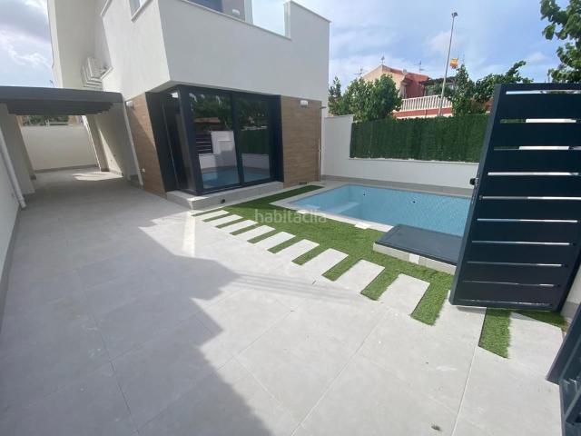 Casa en venta en Alcázares Los, Las Lomas de Rame Bahía Bella. Tu nuevo hogar en Los Alcázares te está esperando!. Casas Alcázares.