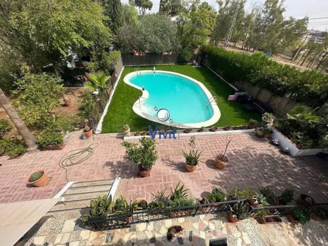 Casa en Venta en Alcalá de Guadaíra