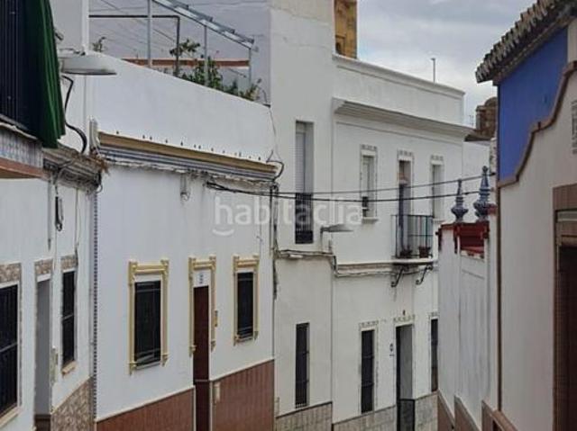 Casa en venta en Alcalá de Guadaira, Centro. OPORTUNIDAD DE INVERSION, CASA SEMIREFORMADA ZONA EL CASTILLO. Casas Alcalá de.