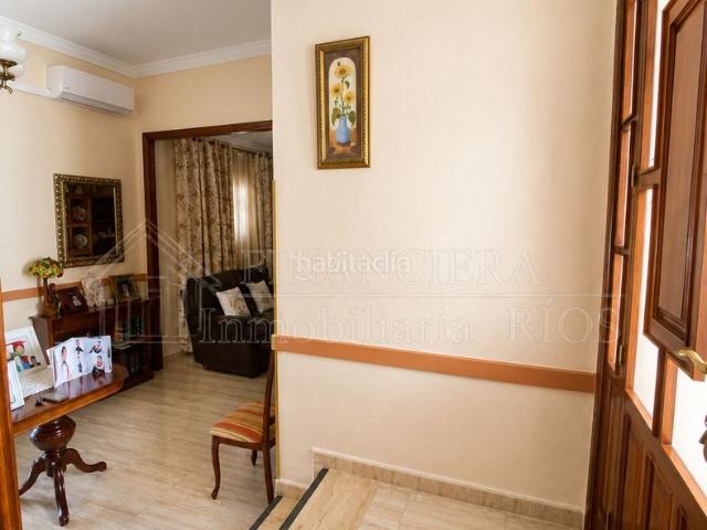 Casa en venta en Alcalá de Guadaira, La Paz. Casa en venta en Zona Silos, 2 dormitorios. Casas Alcalá de.