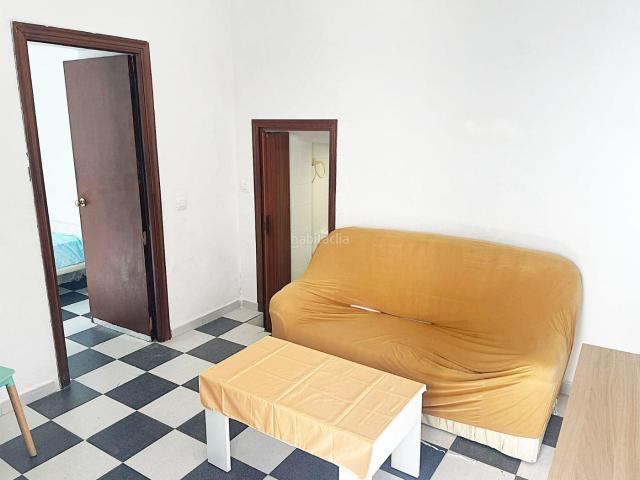 Casa en venta en Alcalá de los Gazules. Acogedora vivienda en Calle San Pedro lista para personalizar a tu gusto. Casas Alcalá de los.