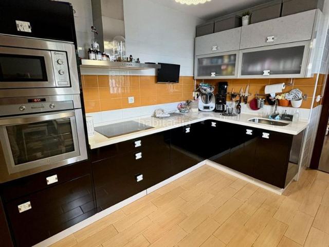 Casa en venta en Alcalá del Río. Casa en venta en Alcalá Del Río, 4 dormitorios. Casas Alcalá del.