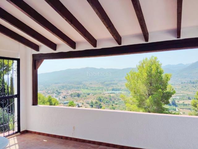 Casa en venta en Alcalalí. Villa a la venta de Tres dormitorios en Alcalalí. Casas.