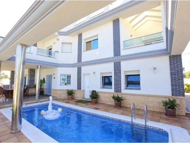 Casa en Venta en Alcanar