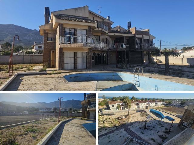 Casa en venta en Alcanar Costa Dorada. Casas.