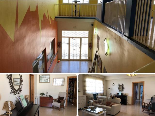 Casa en venta en Alcanar Costa Dorada. ESPECTACULAR VIVIENDA CON LOCAL EN VENTA!. Casas.