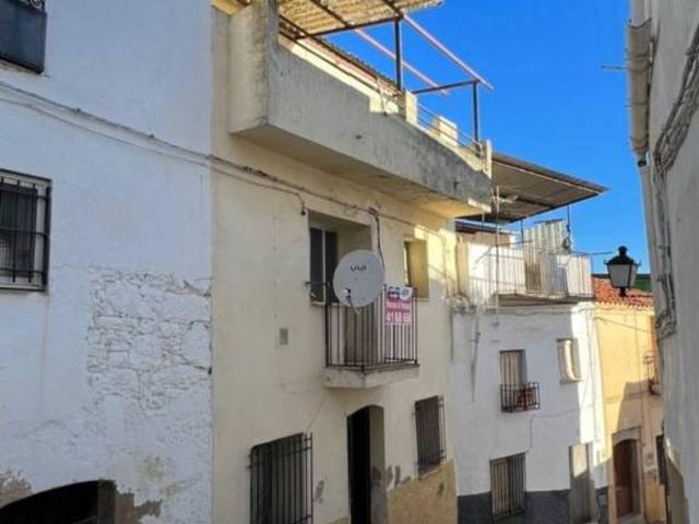 Casa en Venta en Alcuéscar