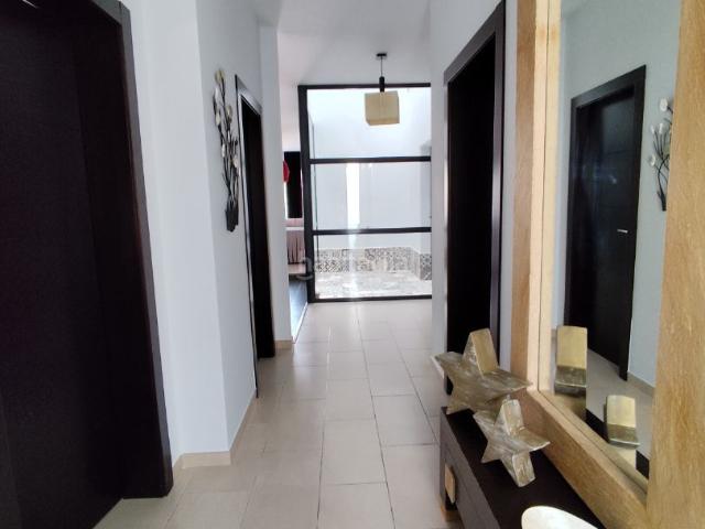 Casa en venta en Alameda. Espectacular casa moderna con gran patio y 211 m2 en Alameda. Casas.
