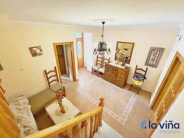 Casa en venta en Alameda, Málaga